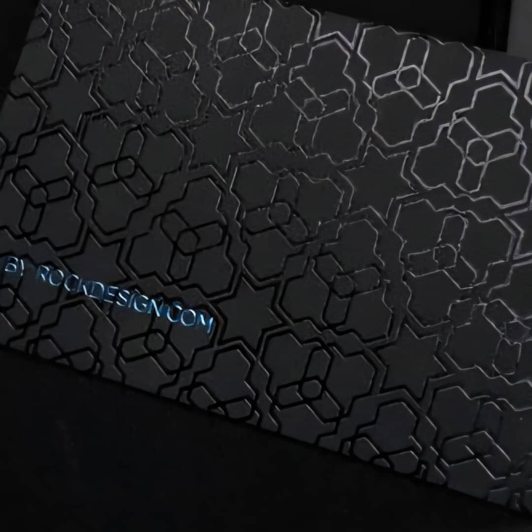 کارت ویزیت مشکی از نزدیک