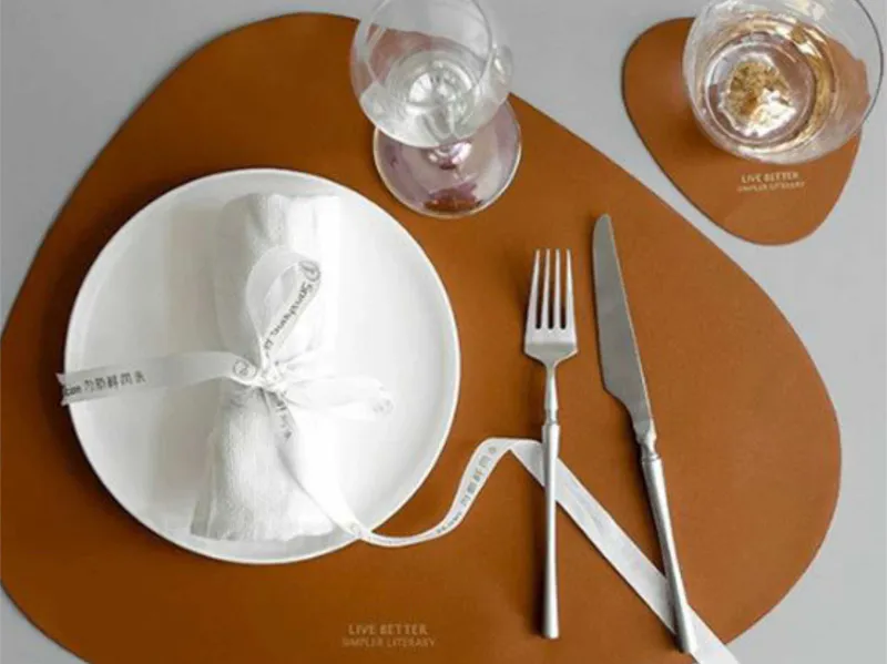 زیر بشقابی رستورانی