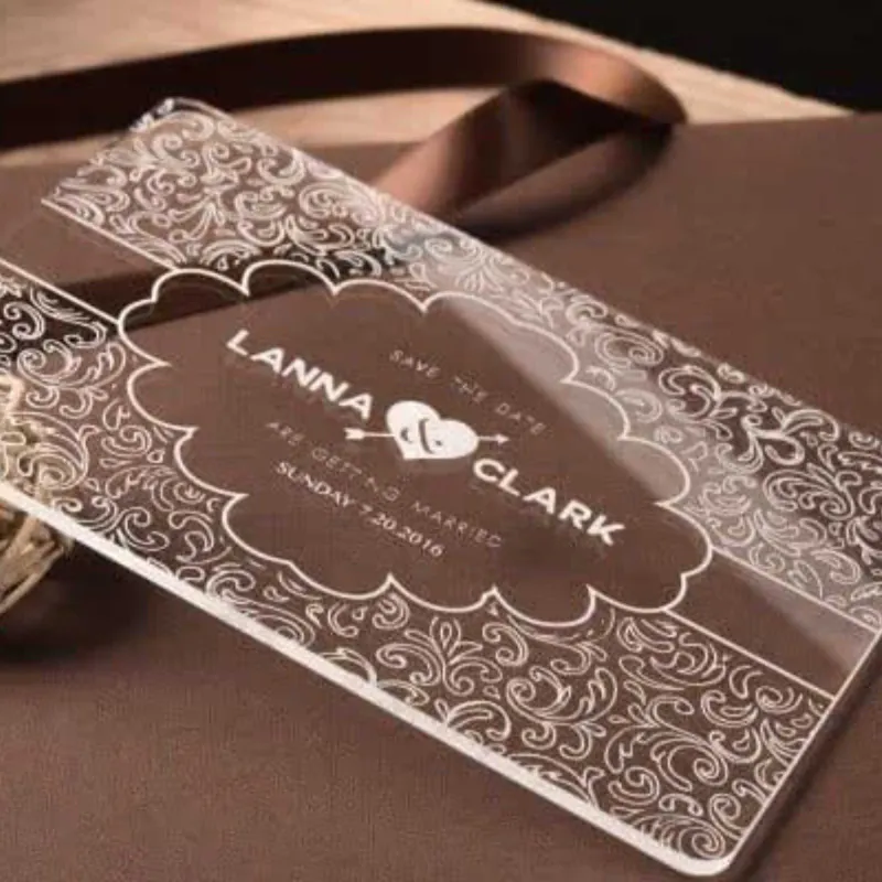 چاپ کارت ویزیت پلکسی گلس