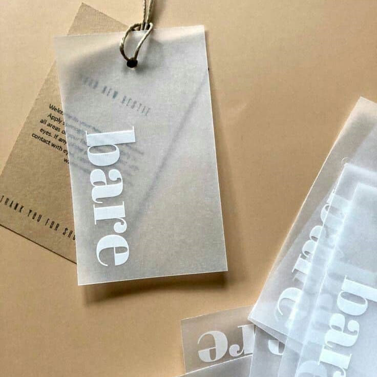 سفارش چاپ کارت آویز پوشاک با بهترین کیفیت چاپ