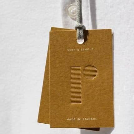 چاپ تگ پوشاک مناسب فروشگاههای لباس مردانه و زنانه